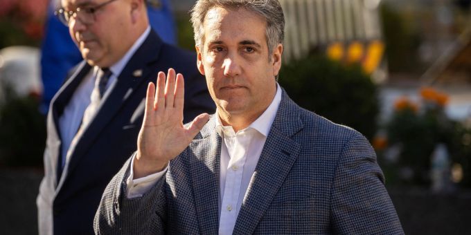 Michael Cohen, Ex-Anwalt des ehemaligen US-Präsidenten Trump, kommt zu einem Gericht in Manhattan im Rahmen des Betrugsprozesses gegen seinen früheren Arbeitgeber.