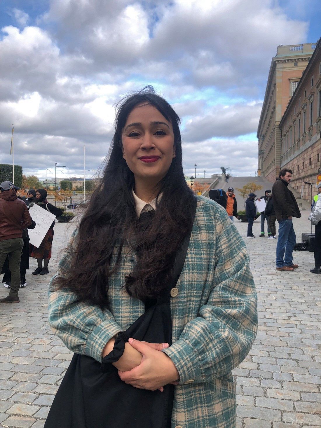 «Jetzt sitze ich hier in der Falle»: Vanessa Fuentes aus El Salvador arbeitet seit acht Jahren in Schweden. Ihr Gehalt macht sie zur Abschiebekandidatin. 