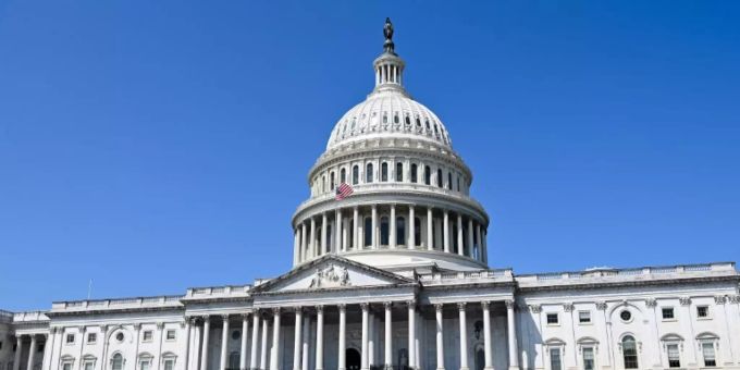 US-Senat verabschiedet Bidens Infrastrukturpaket