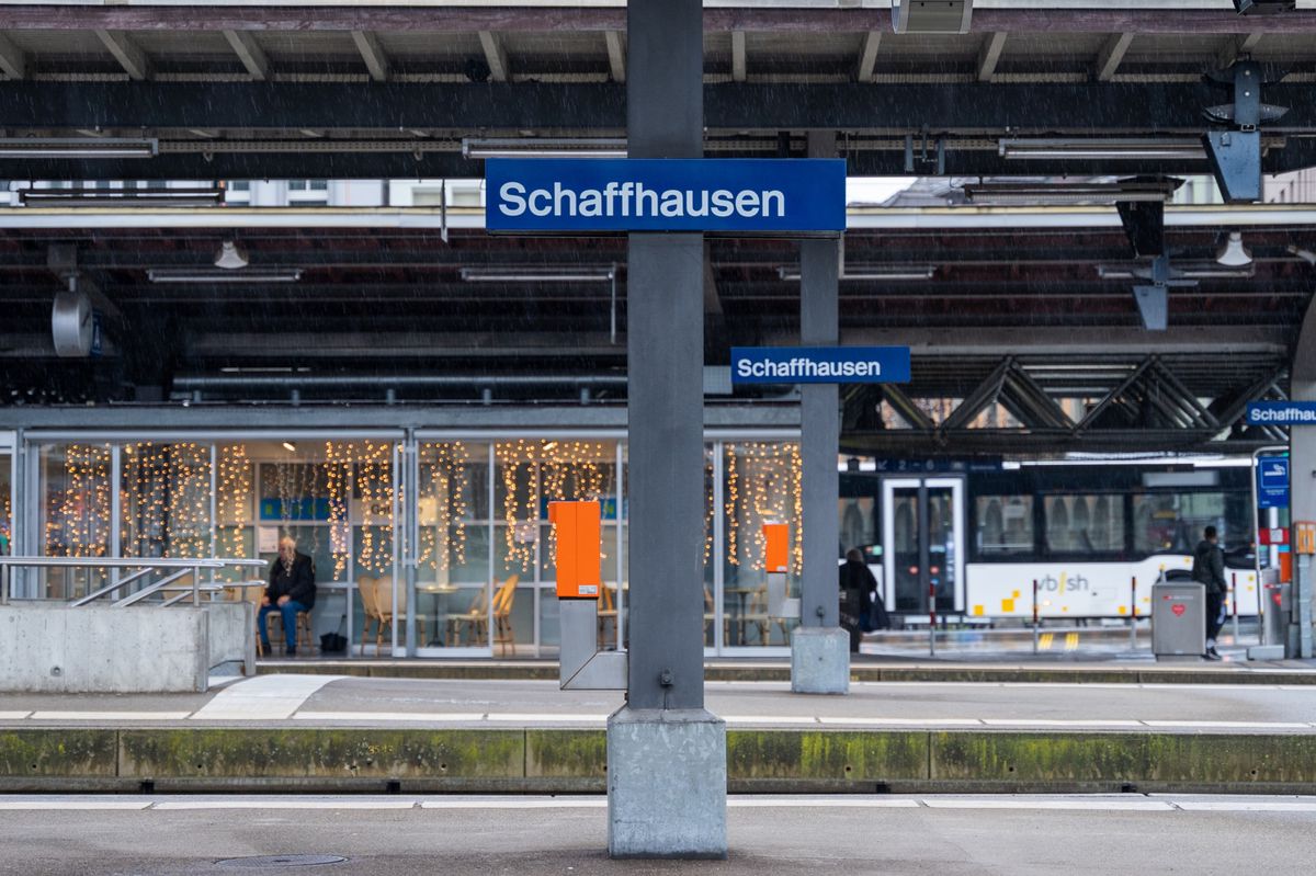 Der Vorfall spielte sich am Bahnhof Schaffhausen ab.
