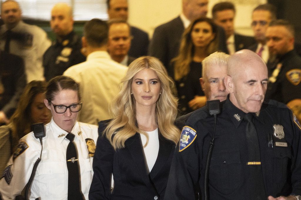 Ging vor Gericht auf Distanz von ihrem Vater: Ivanka Trump beim Verlassen des Gerichtssaals in New York. 