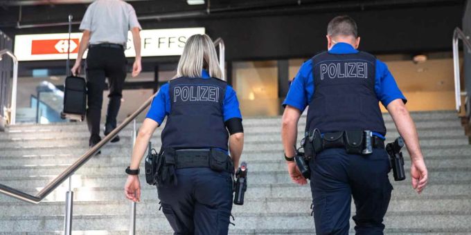 Aarau - Solothurn passt Polizeigesetz an zum Kampf gegen Terrorismus