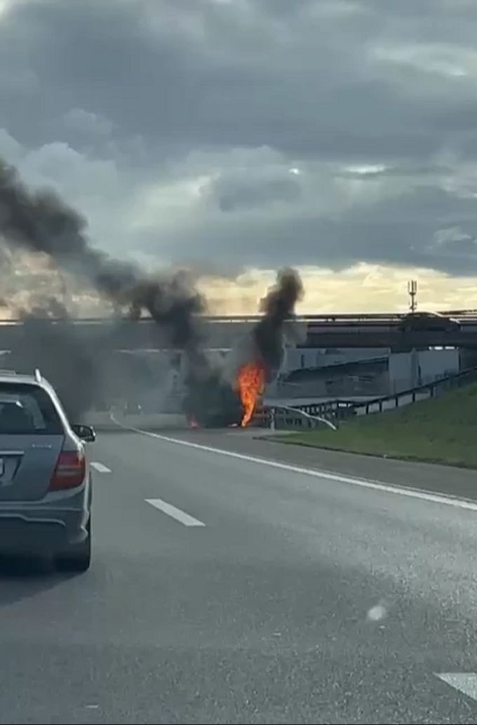 Fahrzeugbrand A1