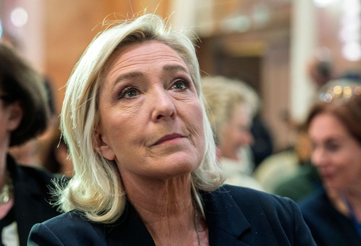 Ihre Stimmen waren entscheidend bei der Verabschiedung des Gesetzes: Marine Le Pen, die Rivalin Macrons von der extremen Rechten. 
