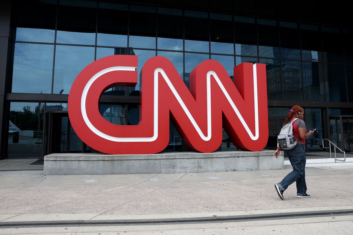 Das CNN-Logo vor der Zentrale in Atlanta. 