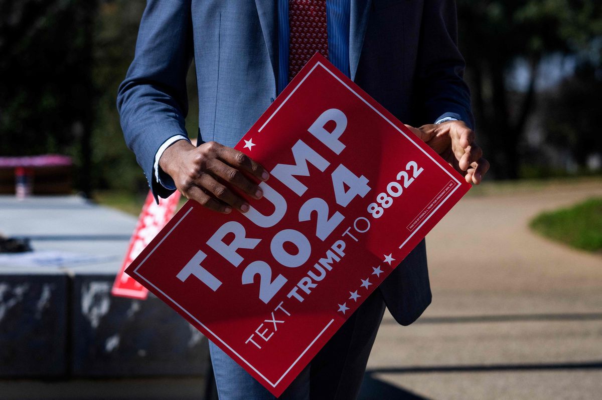 Donald Trump liegt bei den Vorwahlen der Republikaner derzeit vorne: Ein Unterstützer Trumps in Columbia, South Carolina. (1. Februar 2024)