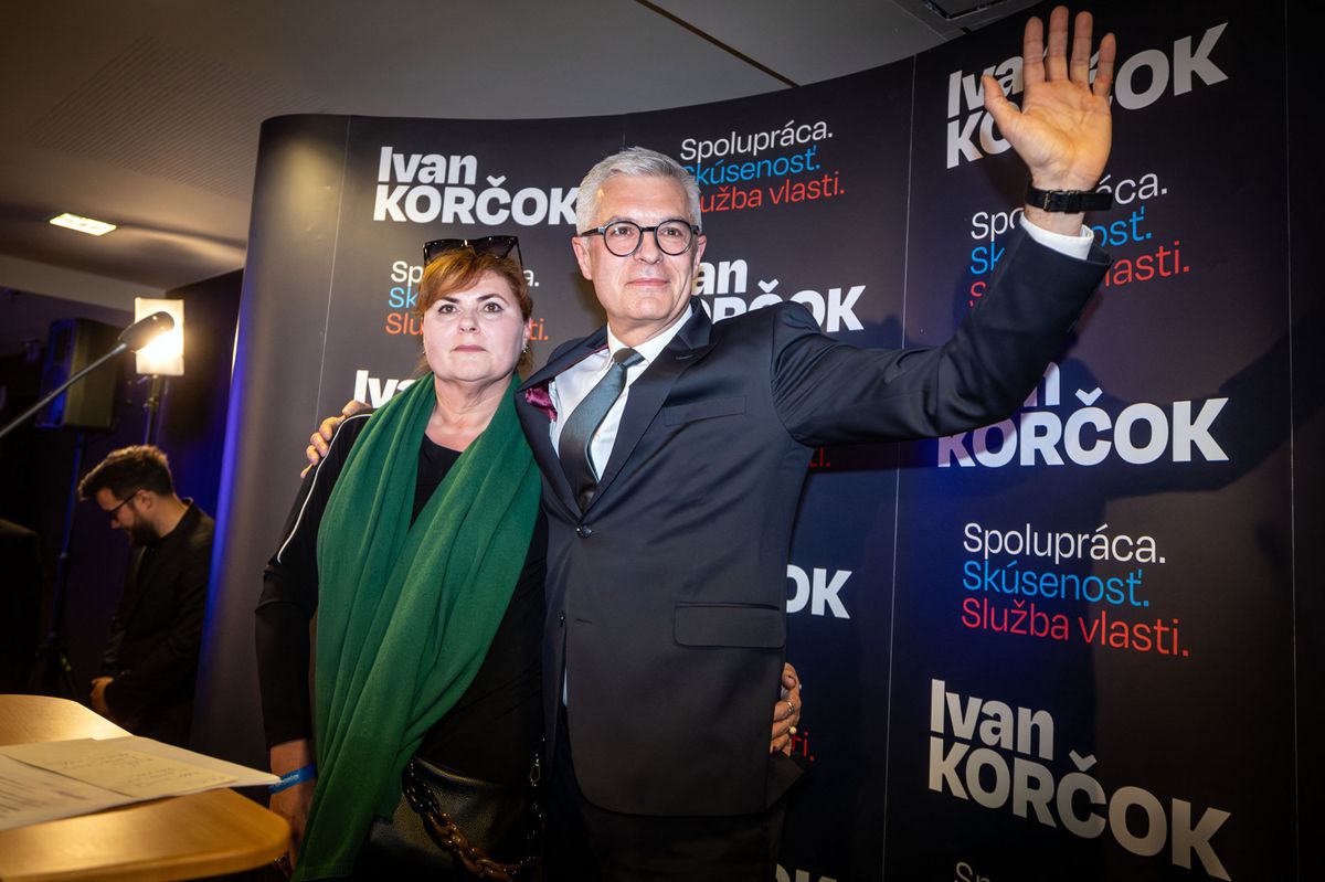 «Ich erwarte eine schmutzige Kampagne»: Ivan Korcok, hier am Wahlabend – und vor der anstehenden Stichwahl – mit seiner Frau Sona Korcokova.