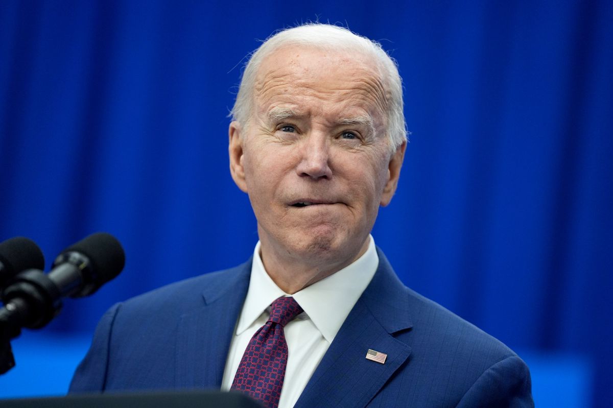 Joe Biden und seine Demokraten reagierten empört auf den Bericht, der den 81-Jährigen zwar freisprach, aber ihn als «wohlmeinenden, älteren Mann mit einem schlechten Gedächtnis» betitelte. 