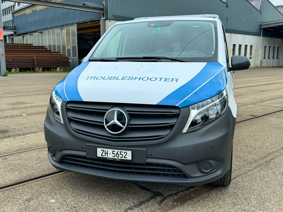 Neu fahren die Mitarbeitenden der VBZ auch in Mercedes-Einsatzfahrzeugen.